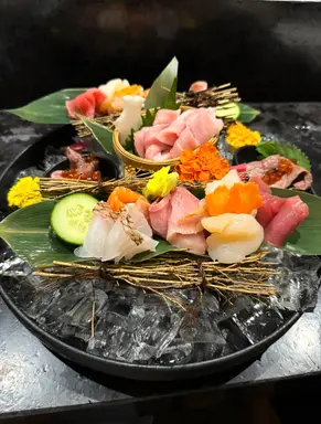 Chef’s Choice Sashimi Sampler